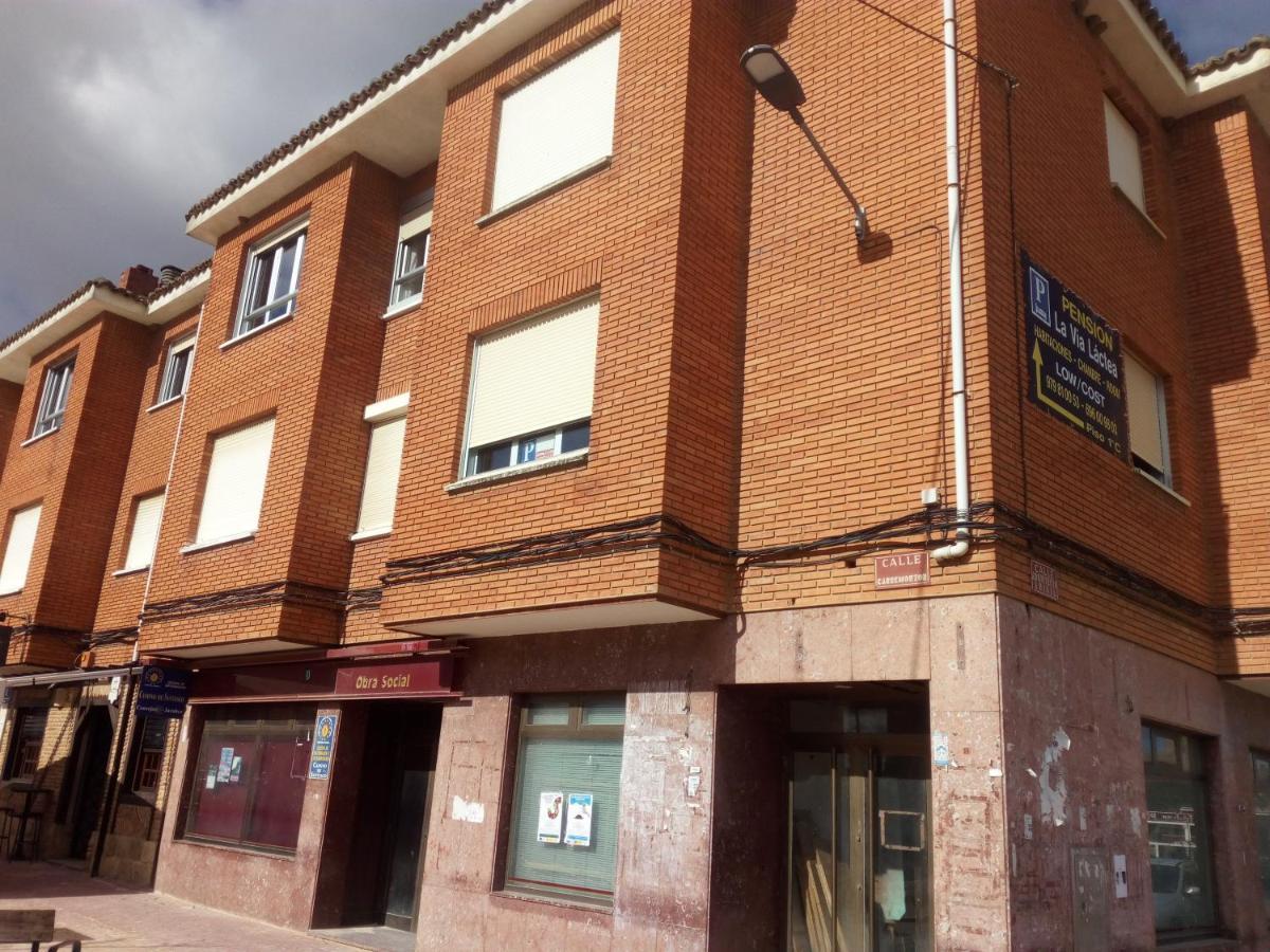 Apartamento Pension La Via Lactea Hotel Fromista Exterior photo